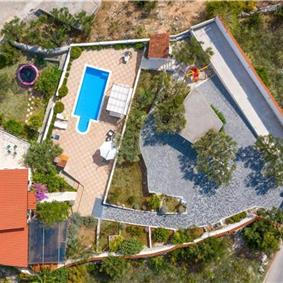 6 bedroom villa with pool in Milna, Brac Island sleeps 11